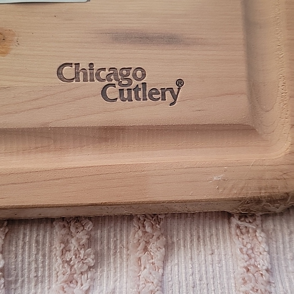 Chicago Cutlery Cutting Board, NWOT.  12" × 17". Solid Cheerywood. - Picture 3 of 6